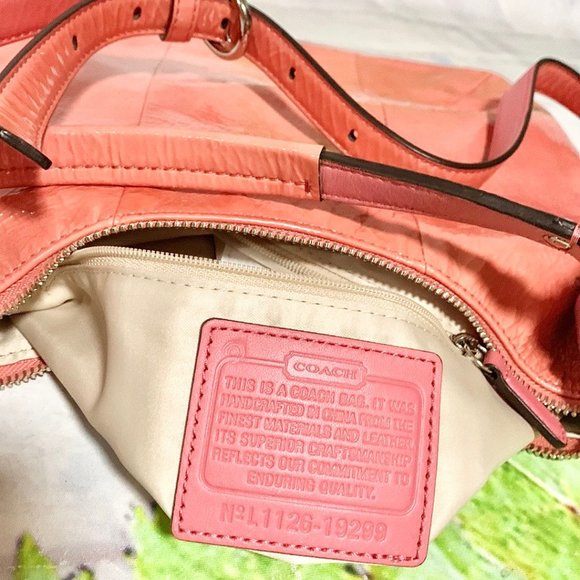 COACH 19299 KRISTIN PATENT LEATHER ROSE HOBO BAG MSRP $328 - Picture 4 of 15